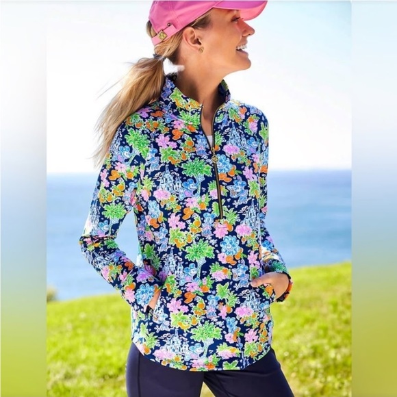 Lilly Pulitzer Loves Disney Popover Quarter Zip Sweatshirt SZ L - Picture 1 of 6